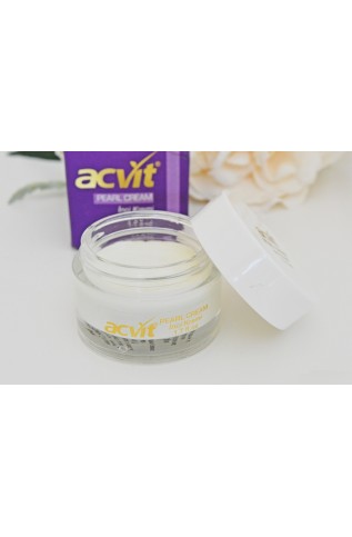 كريم آكفيت لتفتيح البشرة