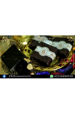 شوكلاتا فاخرة  باللوز 